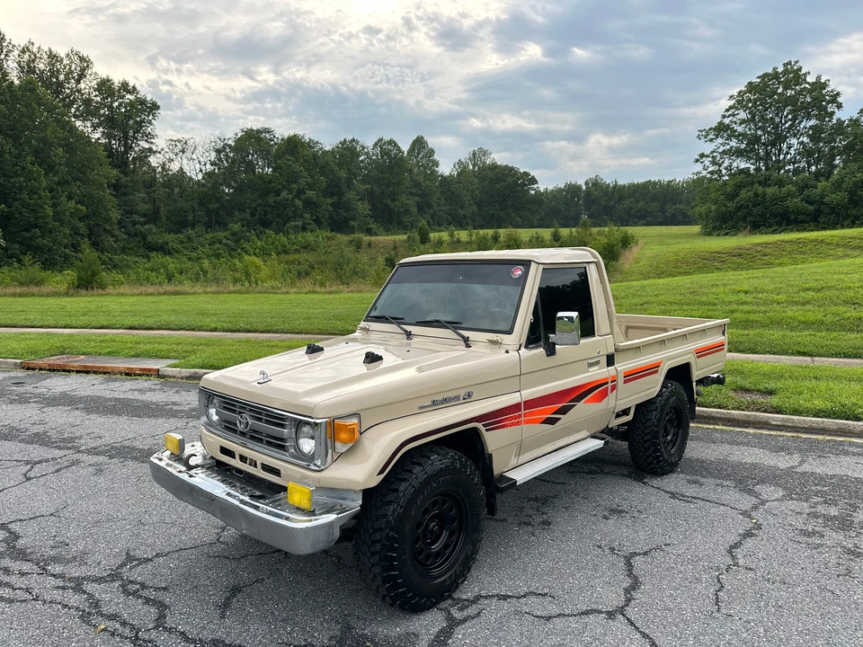 1999 Toyota J70 Land Cruiser - Image 6 of 31
