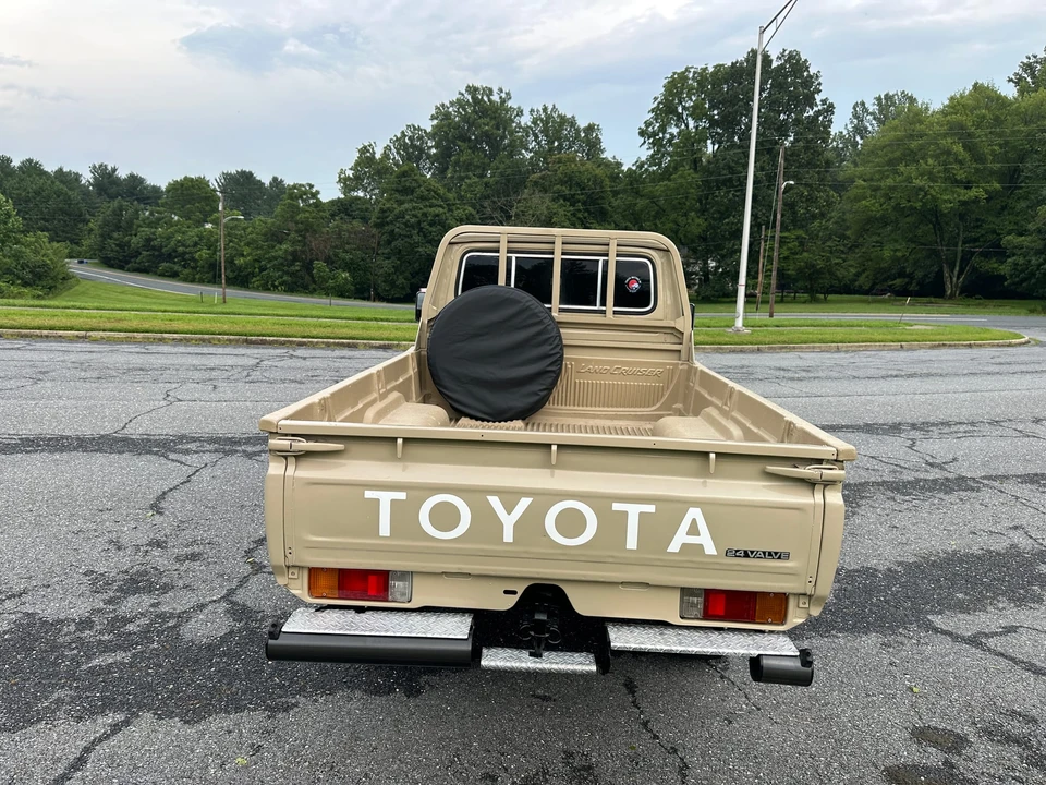 1999 Toyota J70 Land Cruiser - Image 28 of 31