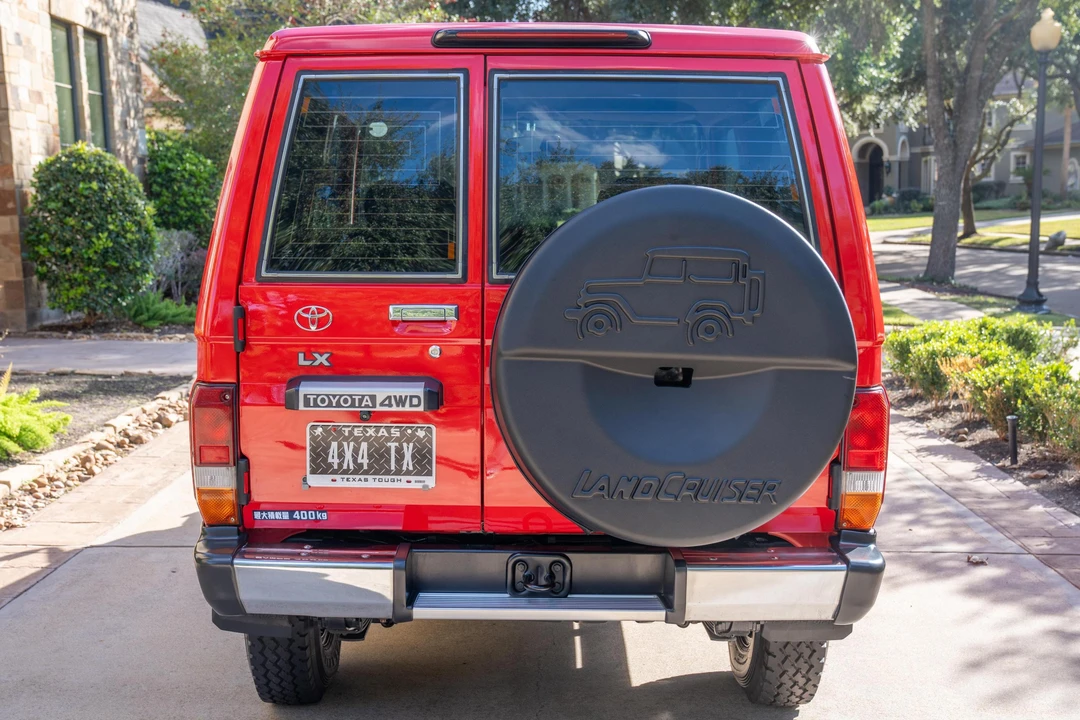 1999 Toyota J70 Land Cruiser - Image 5 of 31