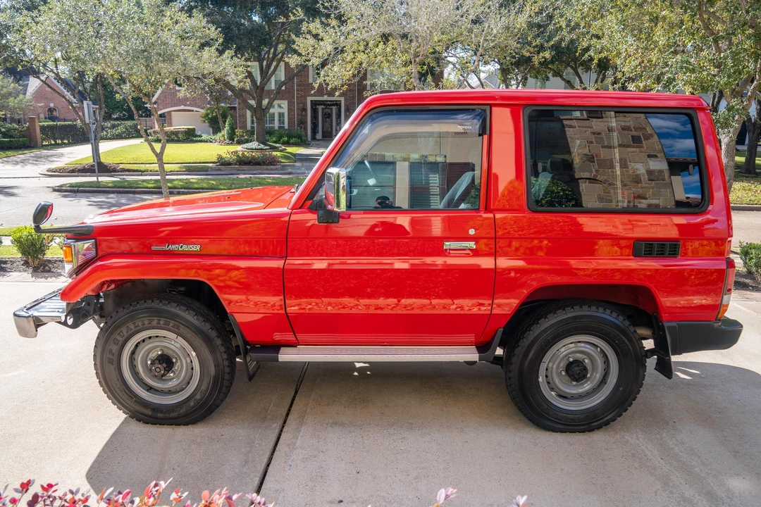1999 Toyota J70 Land Cruiser - Image 3 of 31
