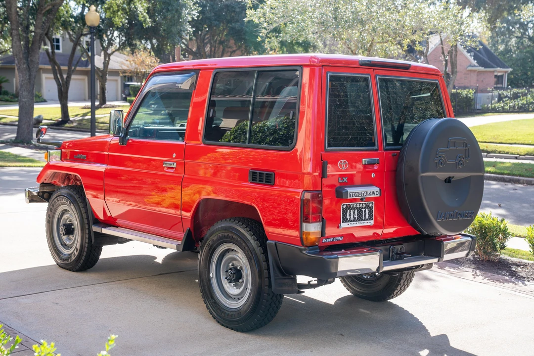 1999 Toyota J70 Land Cruiser - Image 7 of 31