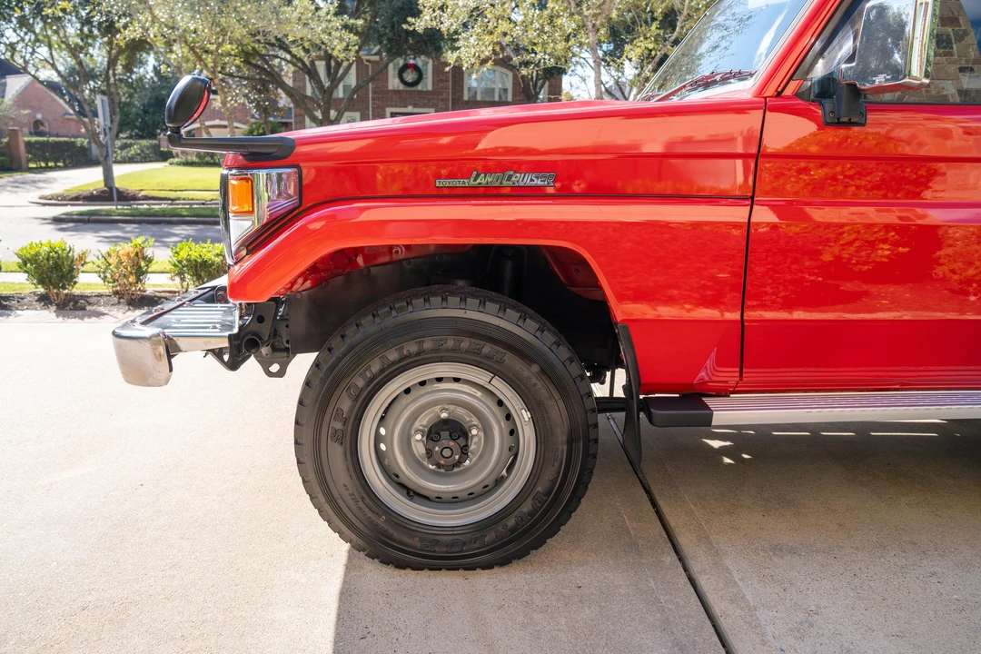 1999 Toyota J70 Land Cruiser - Image 27 of 31