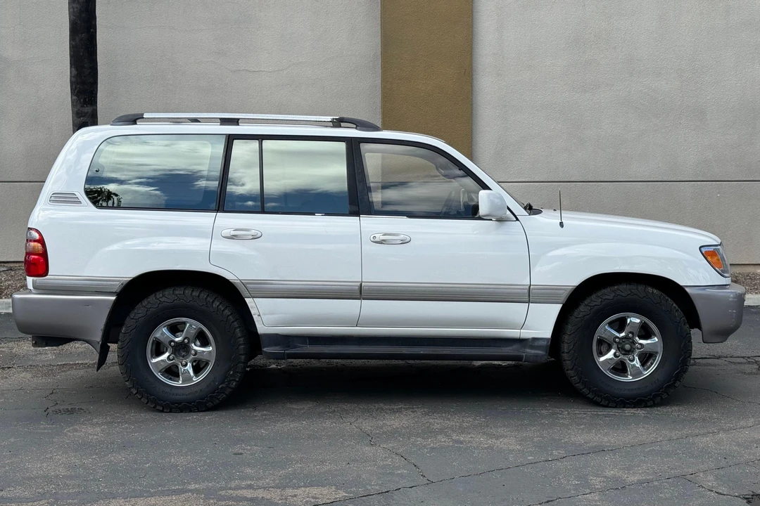 1999 Toyota J70 Land Cruiser - Image 3 of 31