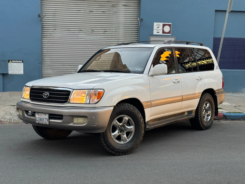 1999 Toyota J70 Land Cruiser - Image 7 of 31