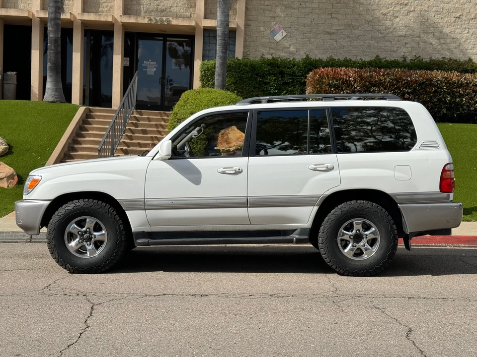 1999 Toyota J70 Land Cruiser - Image 9 of 31