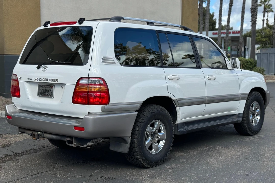 1999 Toyota J70 Land Cruiser - Image 5 of 31