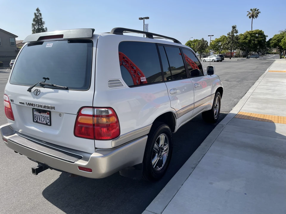 1999 Toyota J100 Land Cruiser - Image 13 of 31
