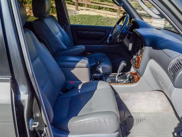 1999 Toyota J100 Land Cruiser - Image 19 of 31