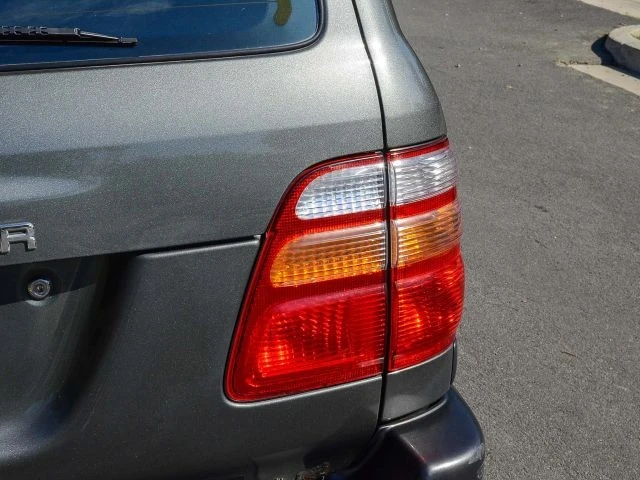 1999 Toyota J100 Land Cruiser - Image 14 of 31