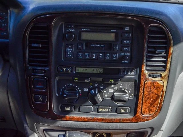 1999 Toyota J100 Land Cruiser - Image 16 of 31