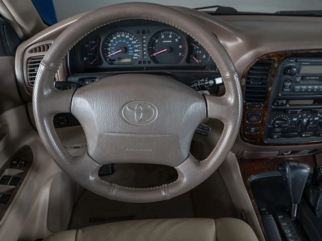 1999 Toyota J100 Land Cruiser - Image 10 of 17