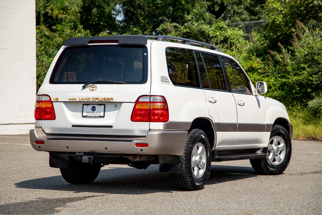 1999 Toyota J100 Land Cruiser - Image 13 of 31