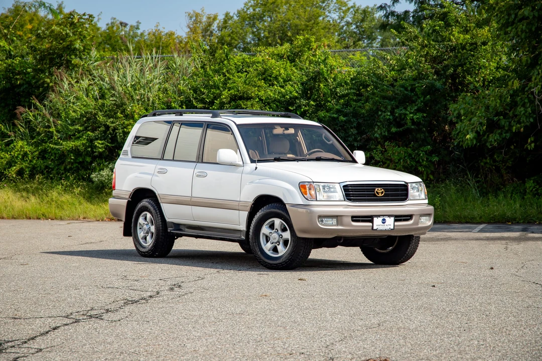 1999 Toyota J100 Land Cruiser - Image 8 of 31