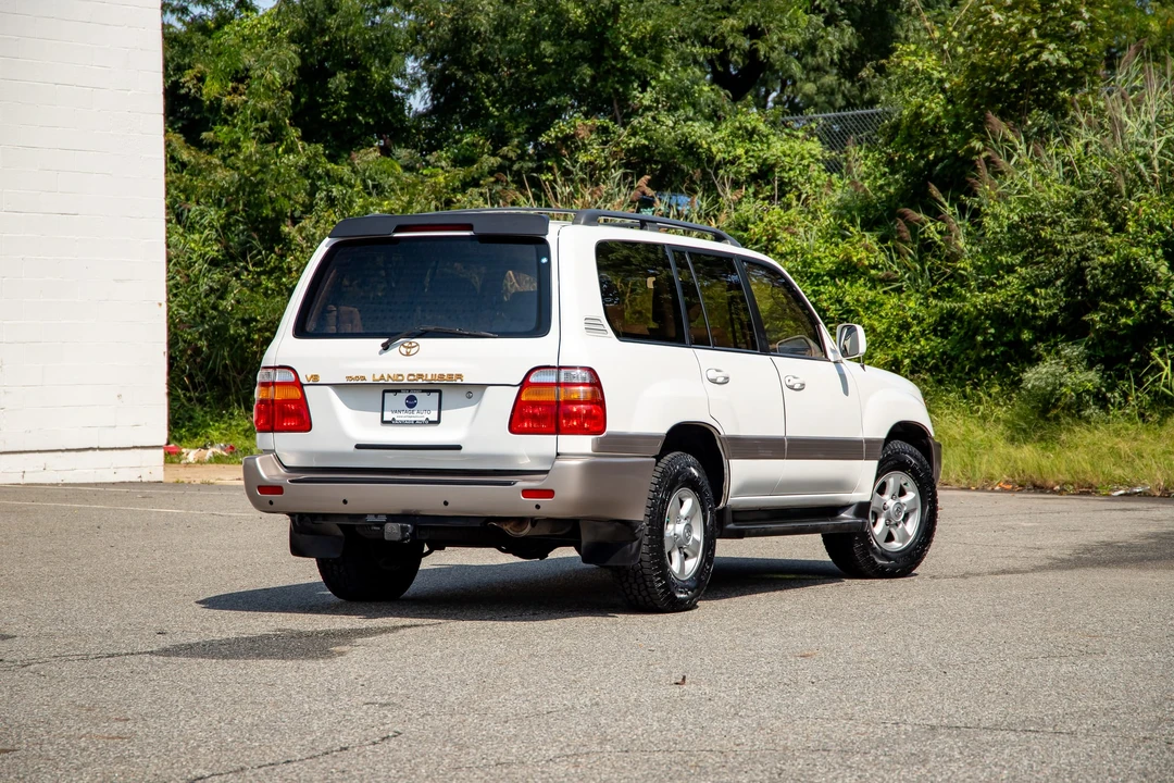 1999 Toyota J100 Land Cruiser - Image 12 of 31