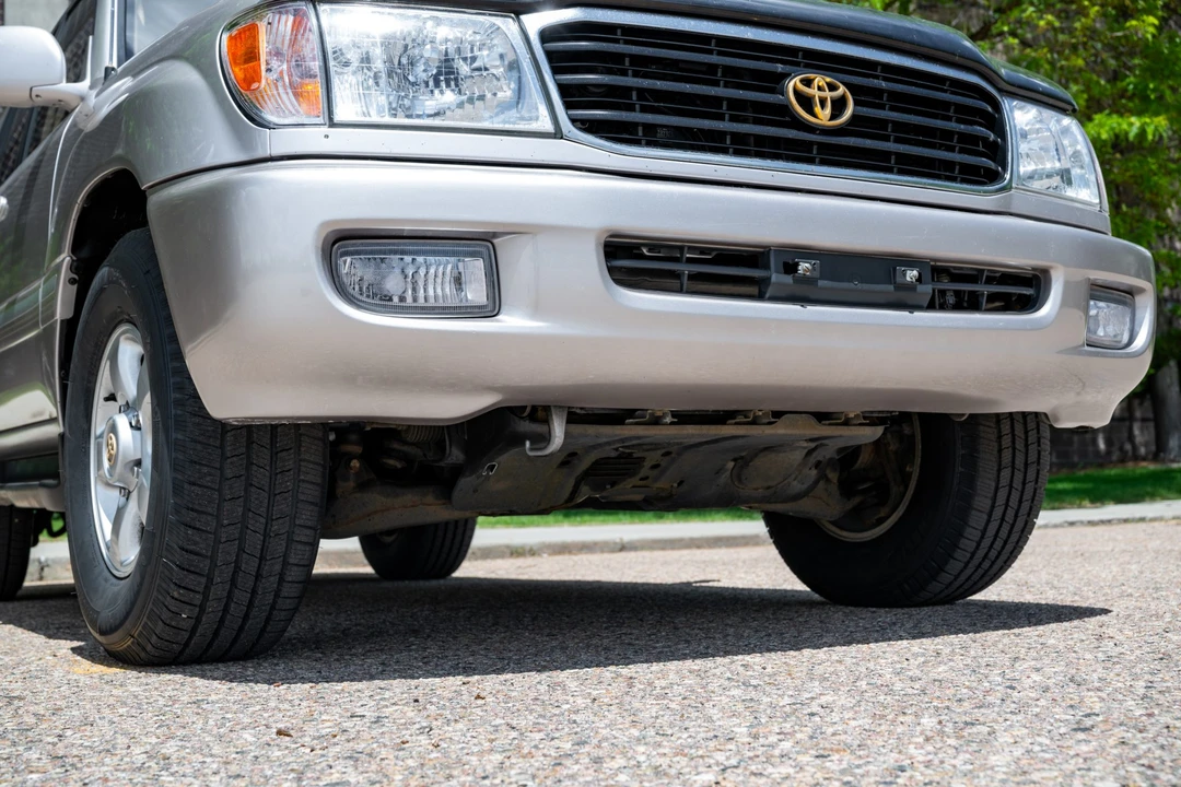 1999 Toyota J100 Land Cruiser - Image 13 of 31