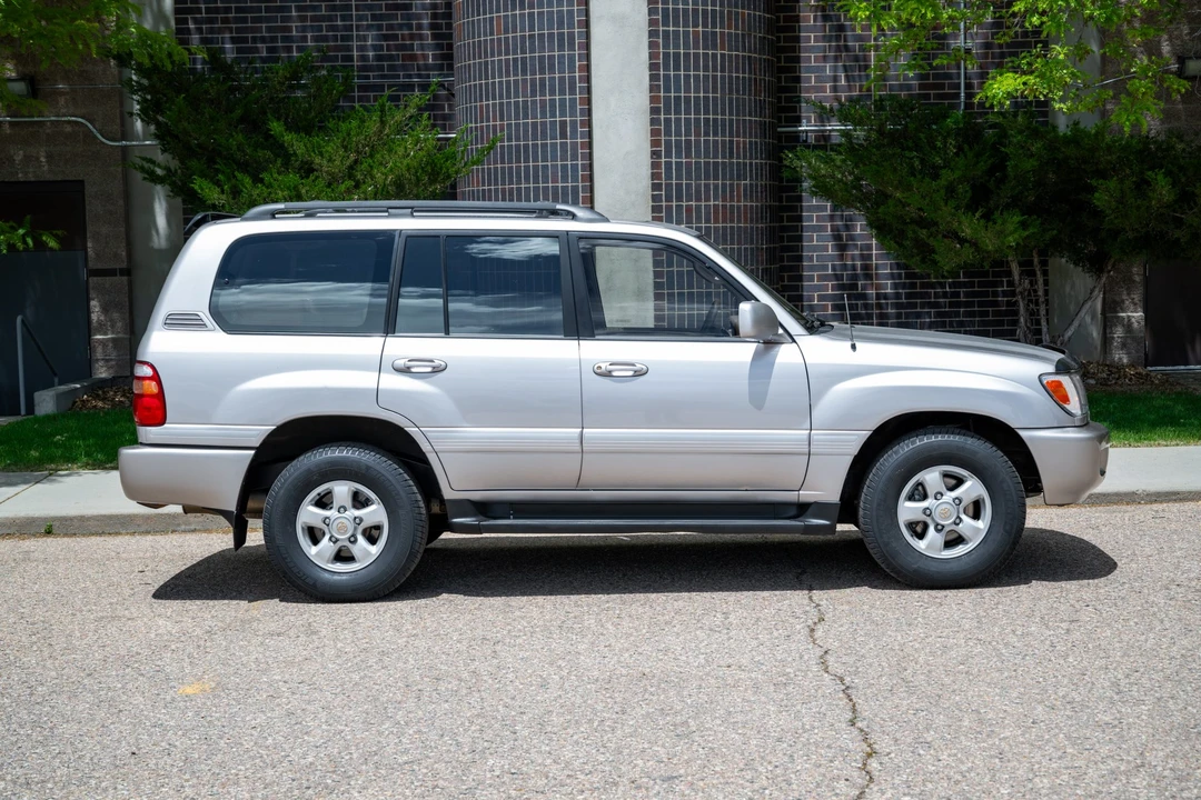1999 Toyota J100 Land Cruiser - Image 7 of 31
