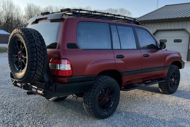 1999 Toyota J100 Land Cruiser - Image 2 of 8