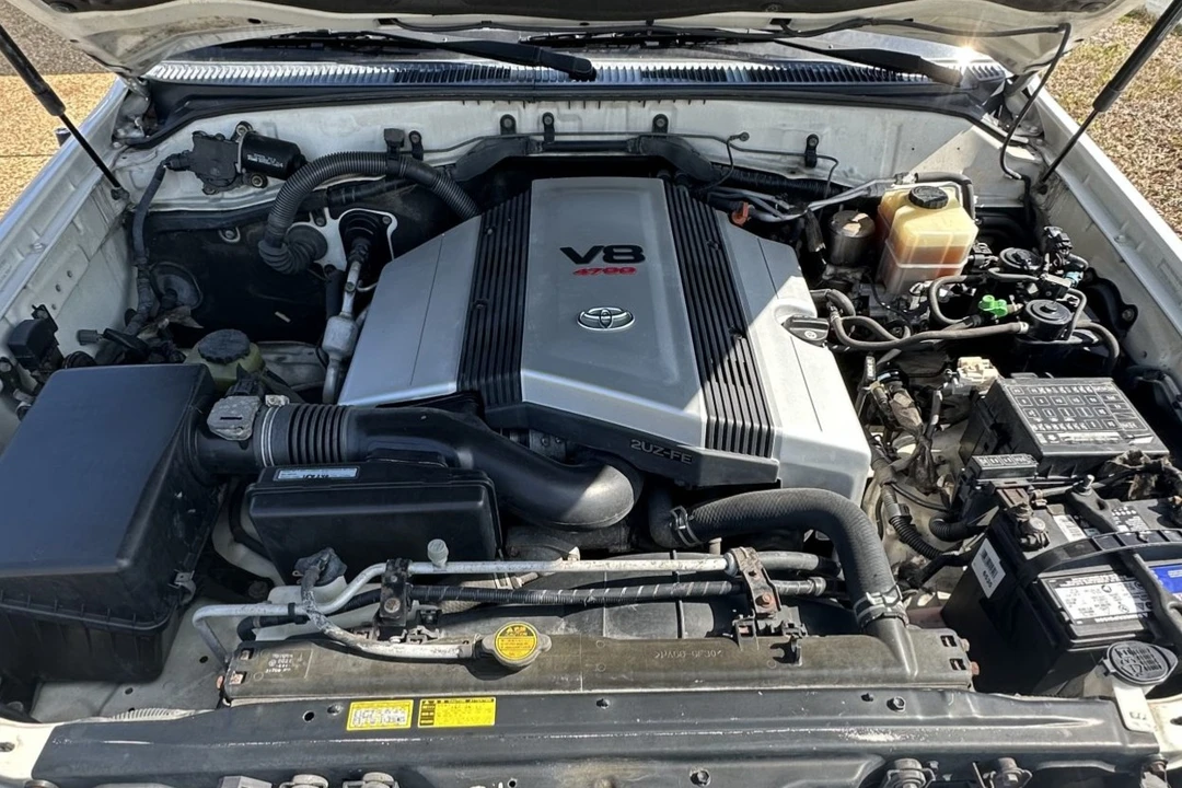 1999 Toyota J100 Land Cruiser - Image 6 of 7