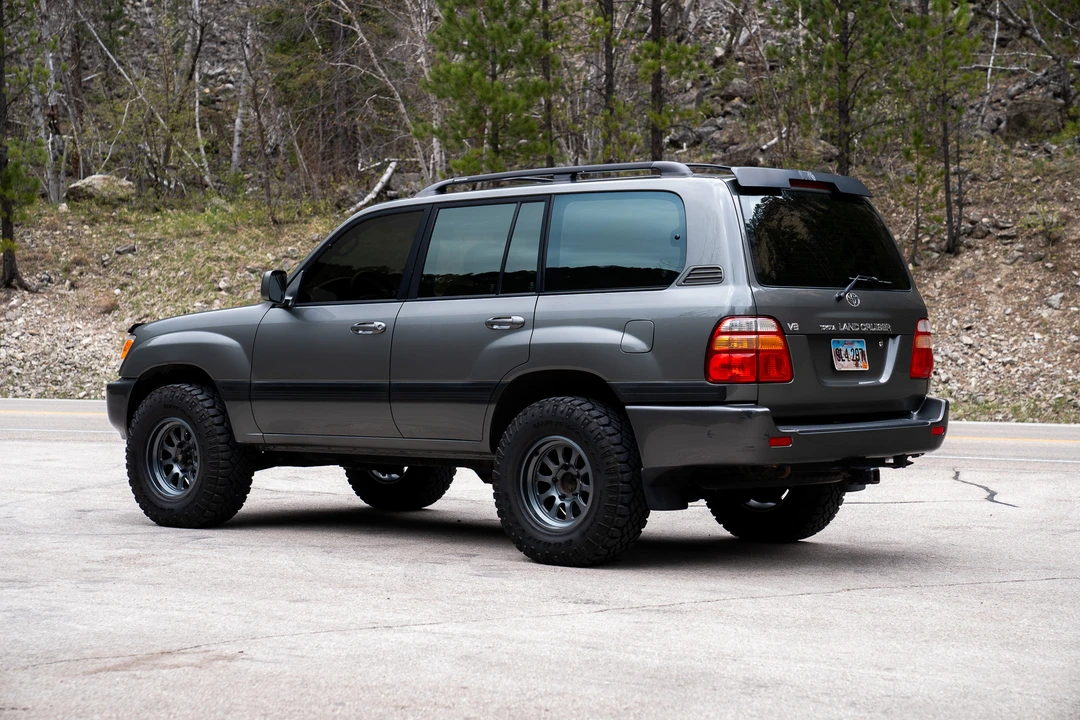 1999 Toyota J100 Land Cruiser - Image 12 of 31
