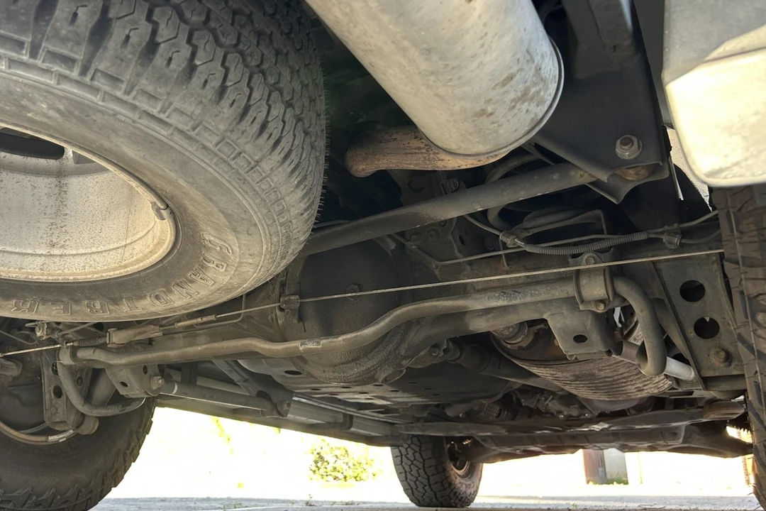 1999 Toyota J100 Land Cruiser - Image 7 of 7