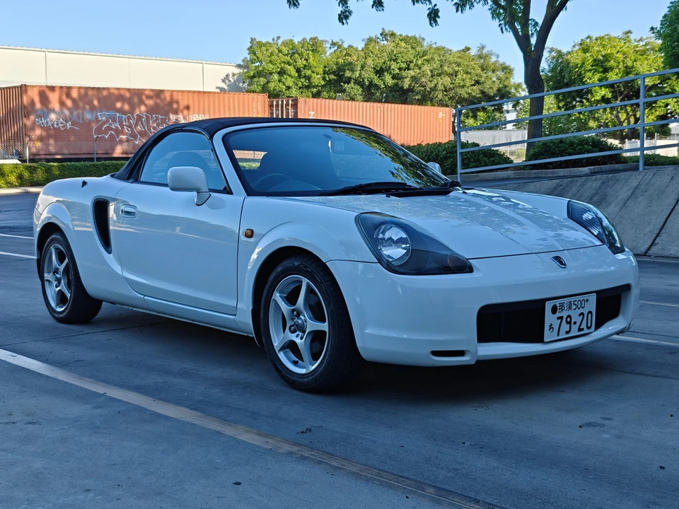 1999 Toyota MR2 Spyder/MR-S - Image 28 of 31