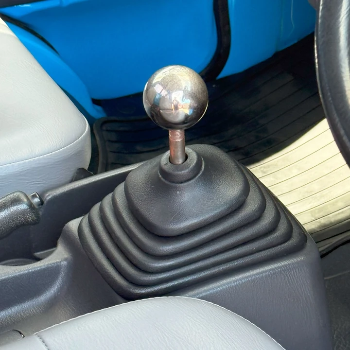 1999 Toyota - Image 14 of 21