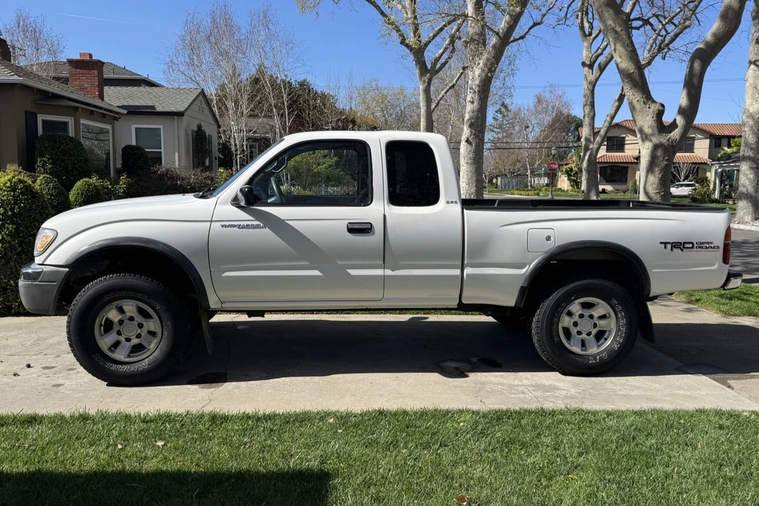 1999 Toyota Tacoma 1st Gen - Image 3 of 8