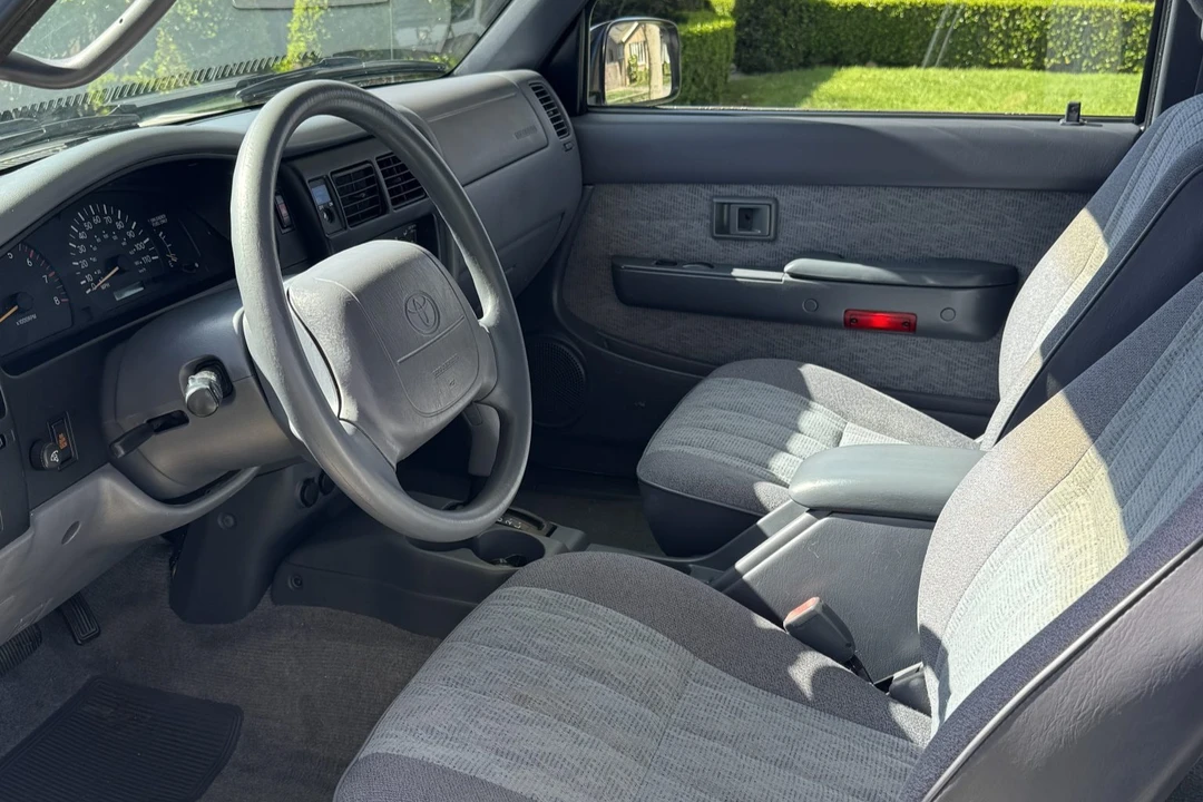 1999 Toyota Tacoma 1st Gen - Image 5 of 8