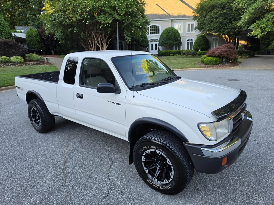 1999 Toyota Tacoma 1st Gen - Image 15 of 31