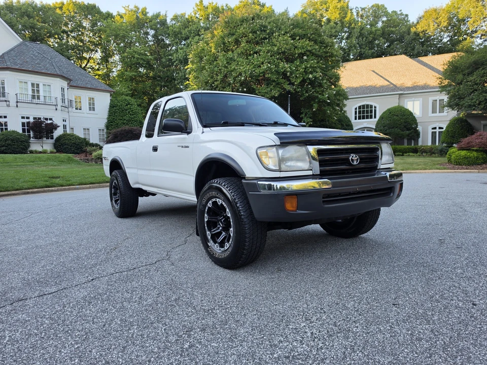 1999 Toyota Tacoma 1st Gen - Image 16 of 31