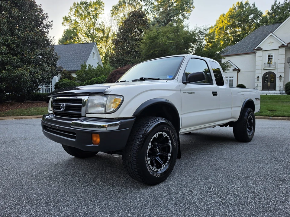 1999 Toyota Tacoma 1st Gen - Image 3 of 31