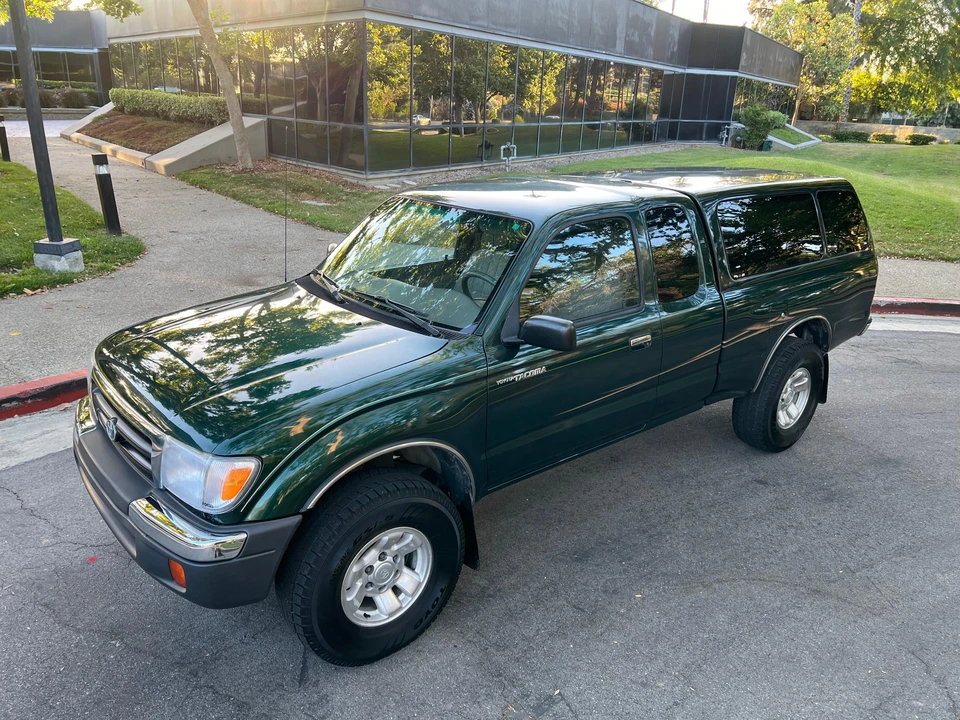 1999 Toyota Tacoma 1st Gen - Image 12 of 31