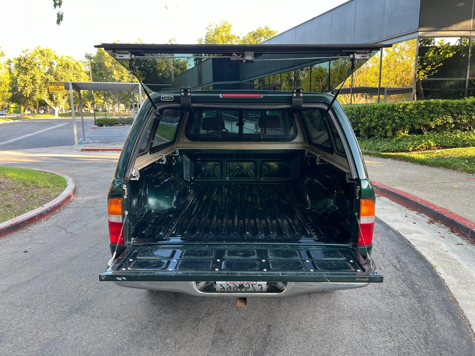 1999 Toyota Tacoma 1st Gen - Image 27 of 31