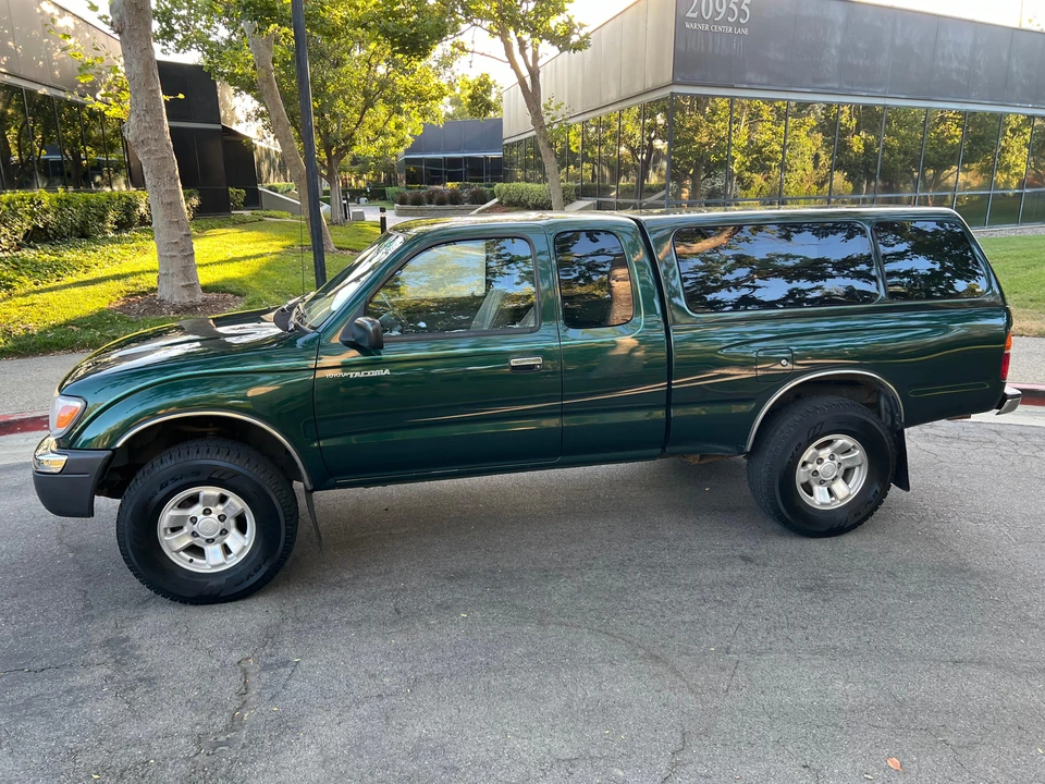 1999 Toyota Tacoma 1st Gen - Image 15 of 31