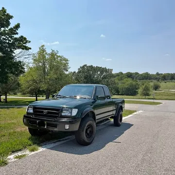 1999 Toyota Tacoma Xtracab SR5