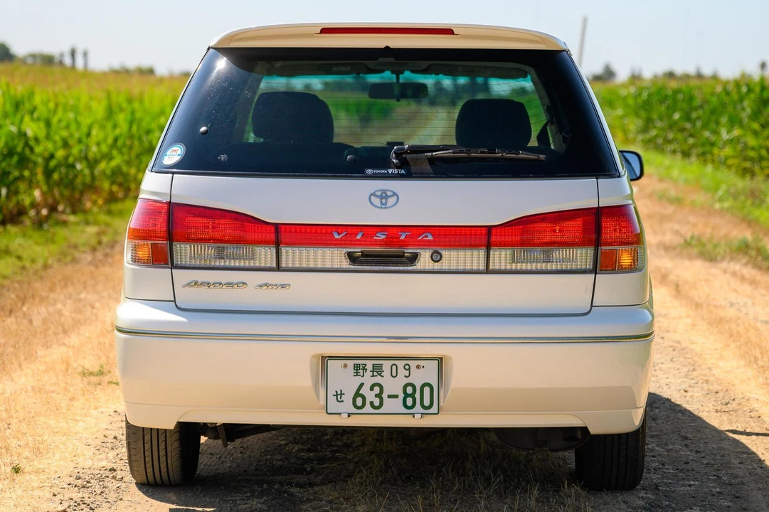 1999 Toyota Vista - Image 5 of 31