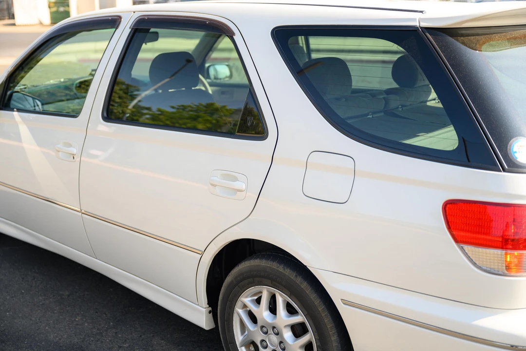 1999 Toyota Vista - Image 29 of 31