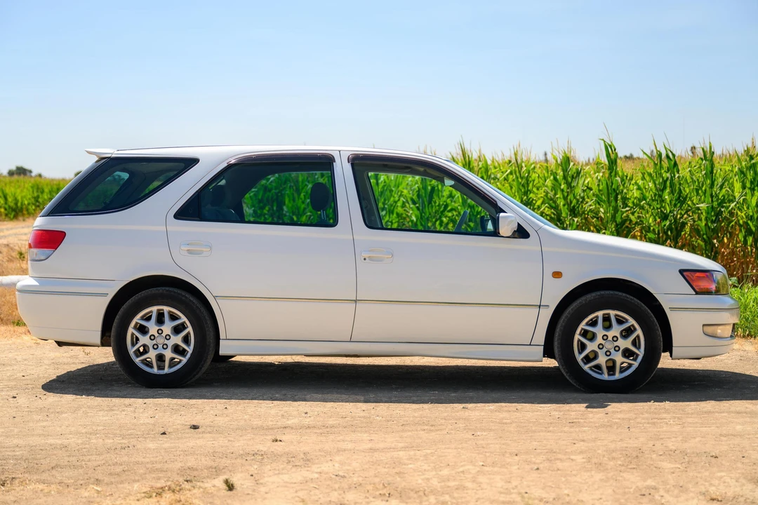 1999 Toyota Vista - Image 3 of 31