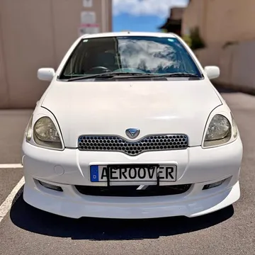 1999 Toyota Vitz