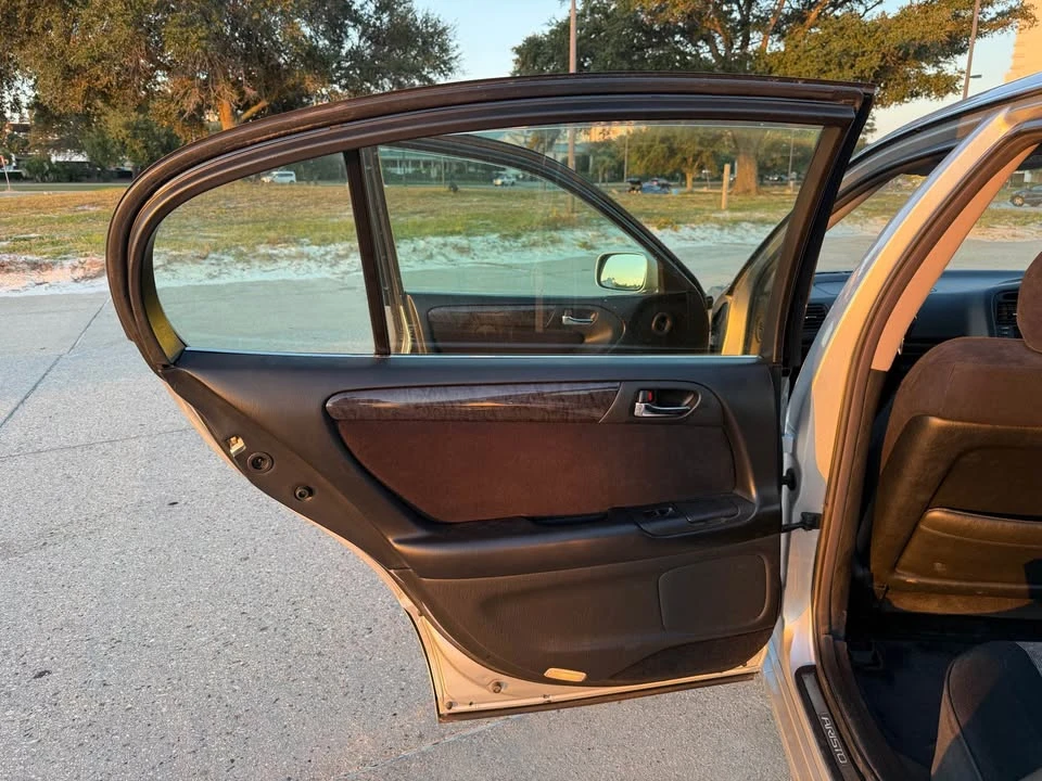 1999 Toyota Aristo - Image 12 of 19