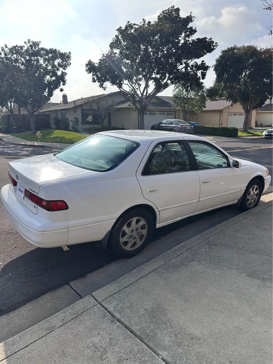 1999 Toyota Camry 4th Gen - Image 2 of 6