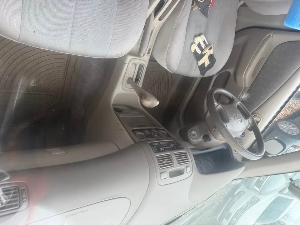 1999 Toyota Corolla 8th Gen - Image 5 of 12