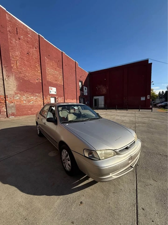 1999 Toyota Corolla 8th Gen - Image 3 of 5