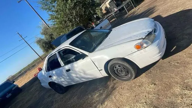 1999 Toyota Corolla 8th Gen - Image 3 of 6