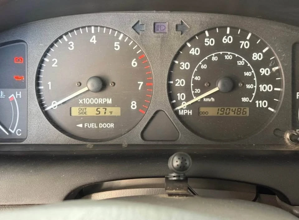 1999 Toyota Corolla 8th Gen - Image 5 of 5