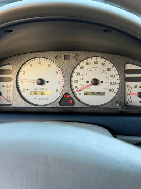 1999 Toyota Corolla 8th Gen - Image 6 of 10