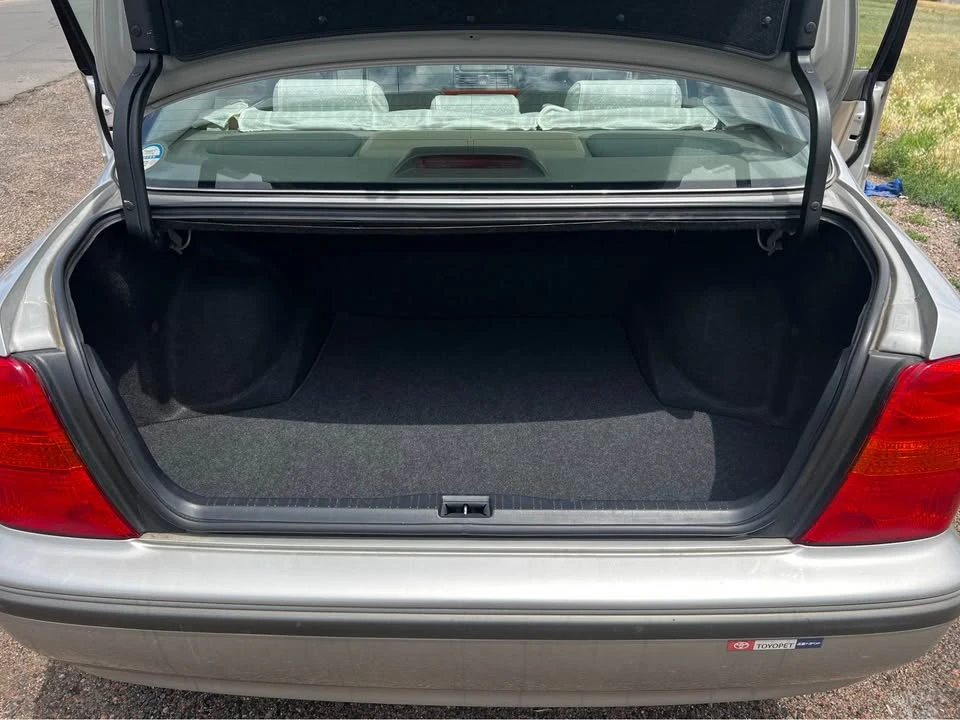 1999 Toyota Progres - Image 18 of 20
