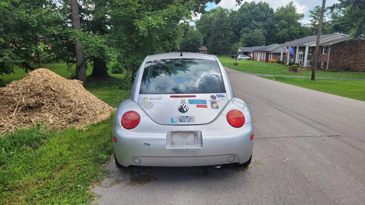 1999 Volkswagen New Beetle - Image 2 of 8