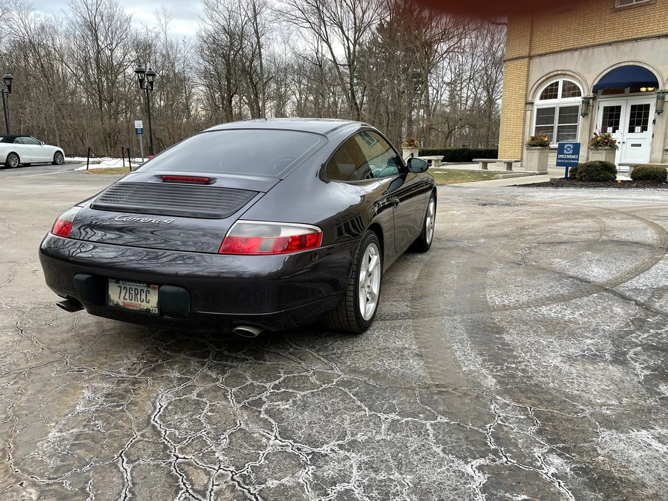 1999 Porsche 996 Carrera 4 - Image 6 of 31
