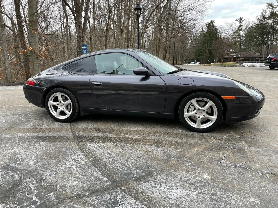 1999 Porsche 996 Carrera 4 - Image 7 of 31